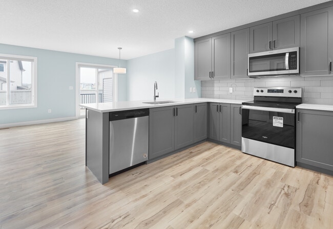 Building Photo - 1358 Erker Cres NW