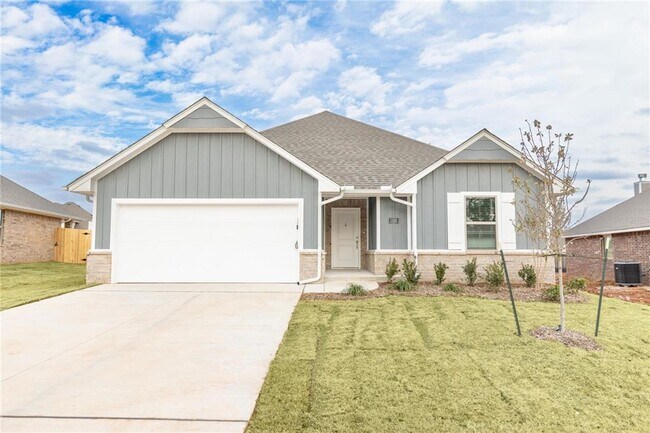 Foto del edificio - LUXURY NEW 3 Bedroom 2 Bathroom Home in Piedmont Schools (Neighborhood Park and Basketball court)