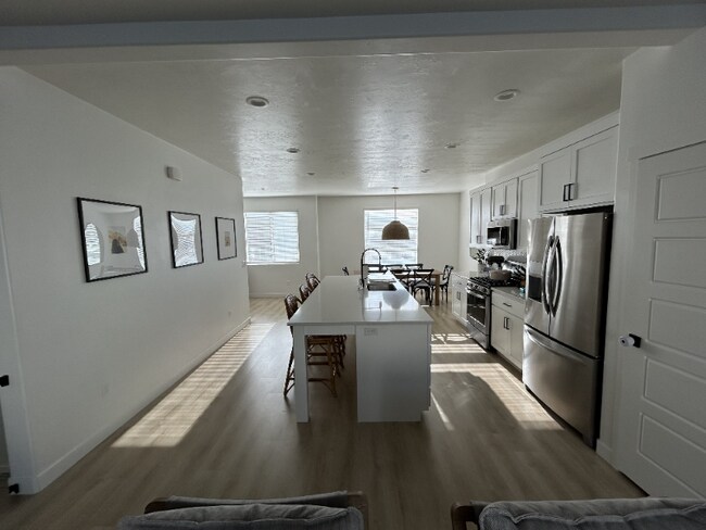 Building Photo - 778 W Bronze Leaf Rd