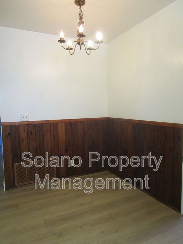 Foto del edificio - 110 Oxford Ct