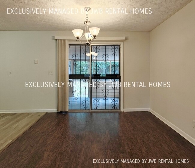 Building Photo - 8539 Darlington Dr