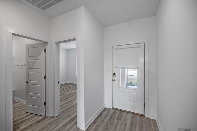 Foto del edificio - 12856 Silverbell Ave