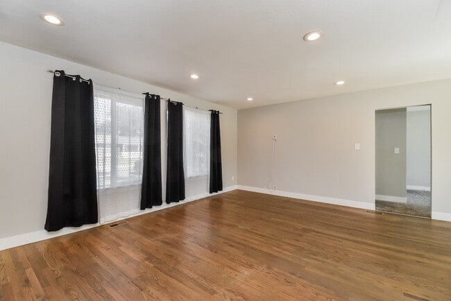 Foto del edificio - 151 Harvard St