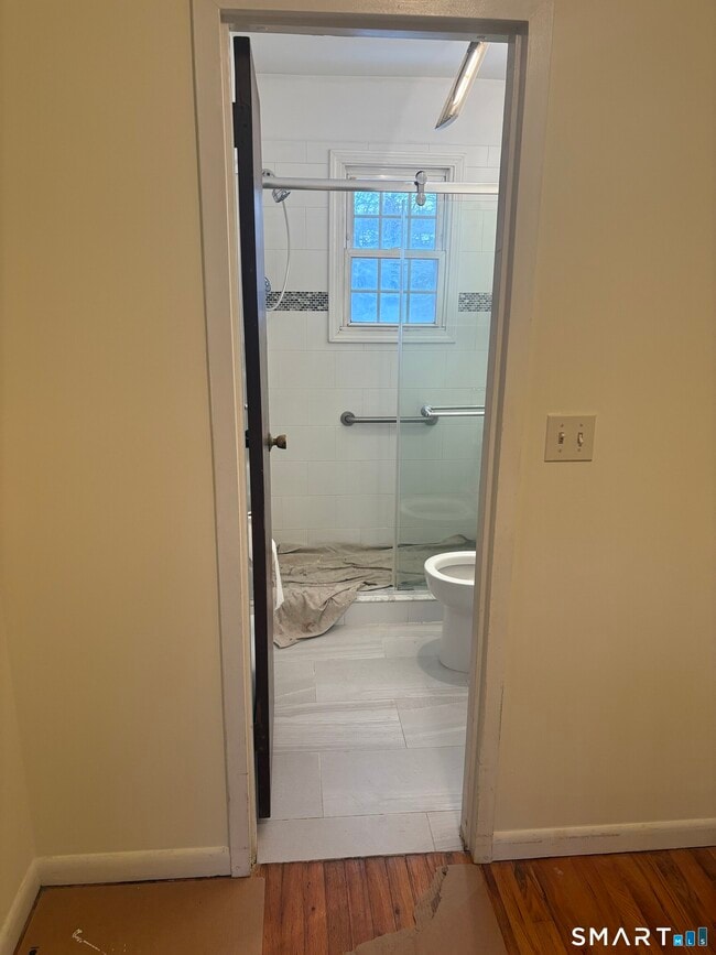 Building Photo - 21 River Pl