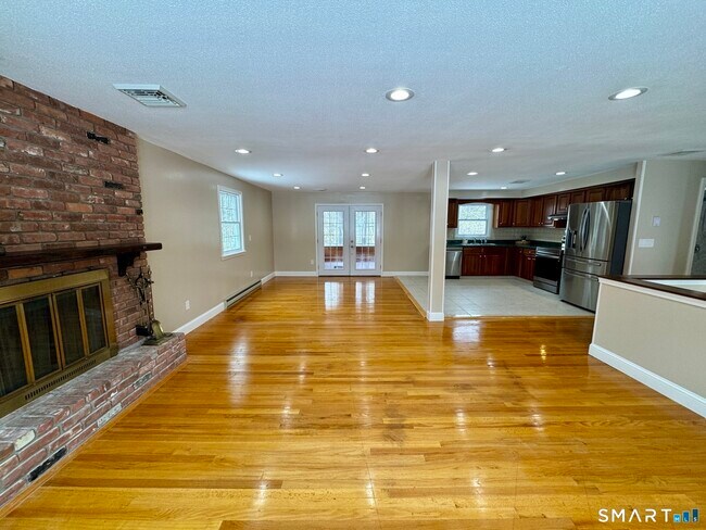 Foto del edificio - 10 Longview Ln