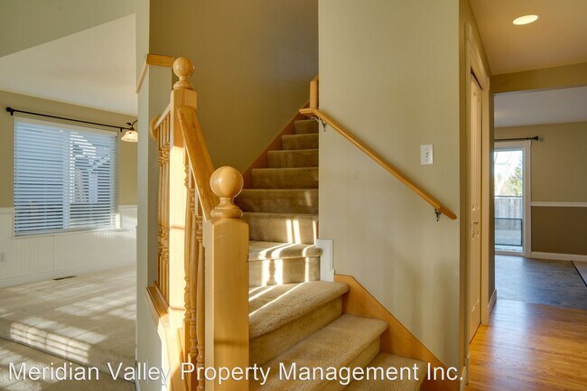 Building Photo - 4 br, 2.5 bath House - 22512 SE 277th Pl