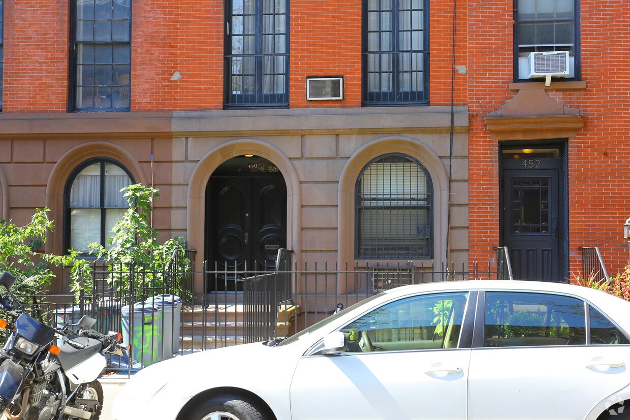 Foto del edificio - 450 W 20th St