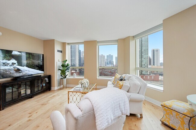 Foto del edificio - 600 N Kingsbury St