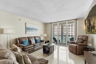 Building Photo - 3801 S Ocean Dr