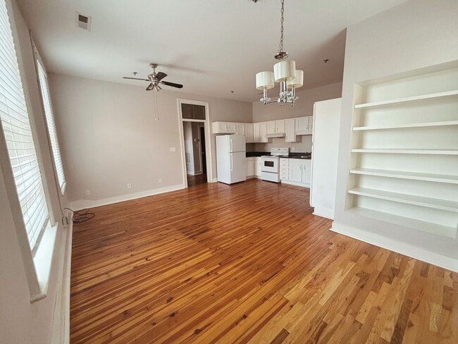 Building Photo - Garnett Street Apartments