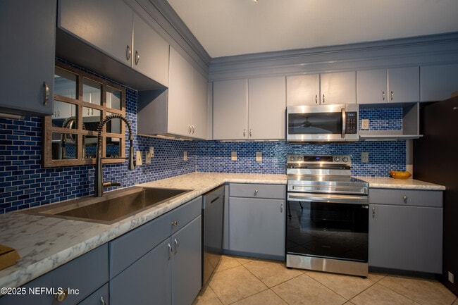 Building Photo - 3591 Kernan Blvd S