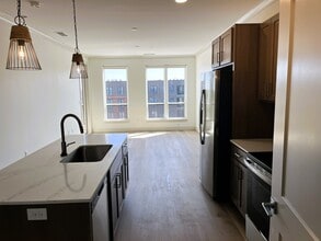 Building Photo - Lofts at Headwaters Park