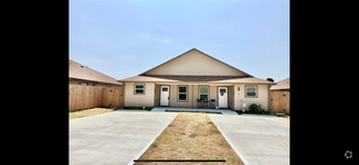 Building Photo - 111 S Bend Ct