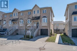 Building Photo - 5080-5080 Fairview St