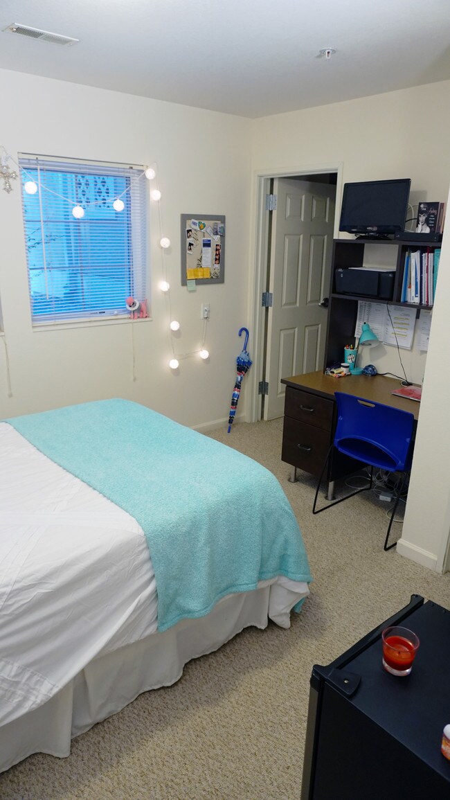 Campus West Apartments Apartments Allendale, MI