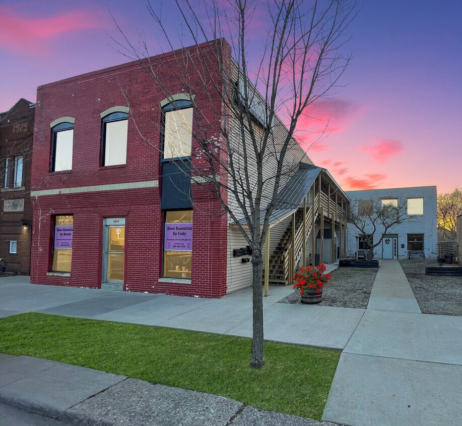 1015 La Salle St Unit Loft 3, Ottawa, IL 61350 Apartments in Ottawa