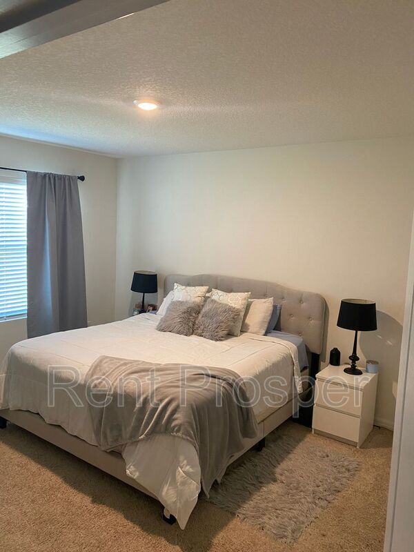 Foto del edificio - 3202 Logan Berry Dr