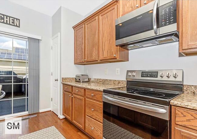 Building Photo - 7257 Stallings Dr