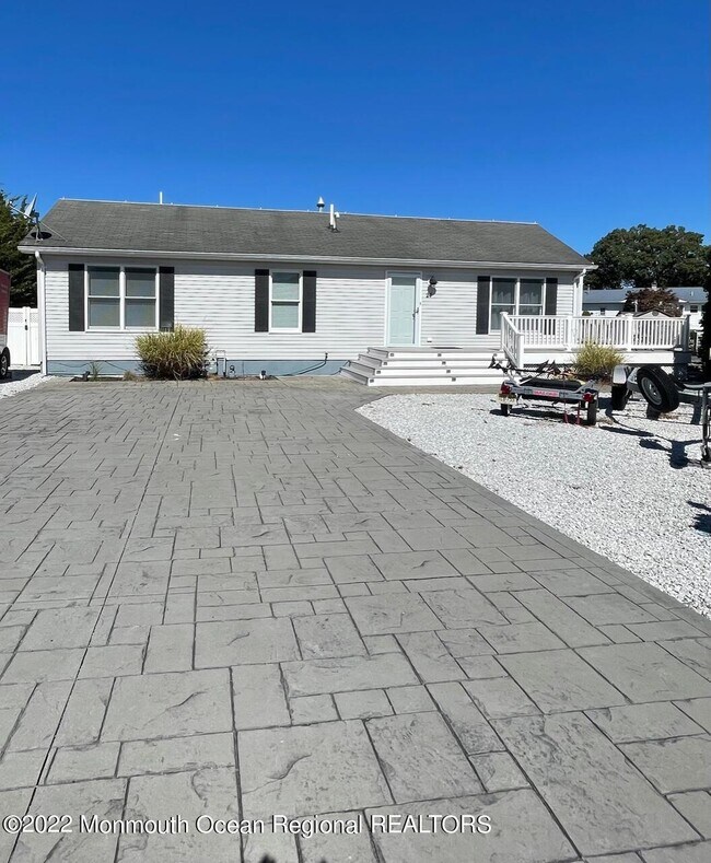 24 Hollywood Blvd S, Lacey Township, NJ 08731 House Rental in Lacey