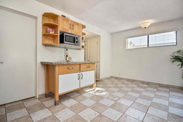 Building Photo - 8 Rosemary-