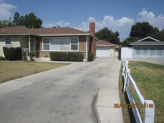 Building Photo - 3 br, 1.5 bath House - 6348 SAN DIEGO AVE