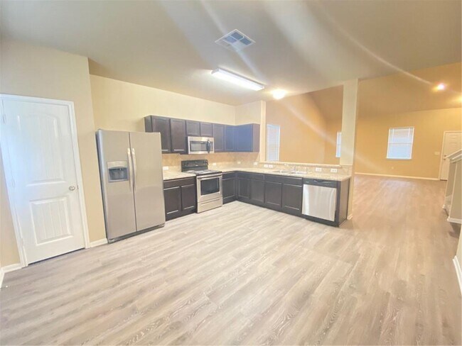Building Photo - 6204 Diamondleaf Bend