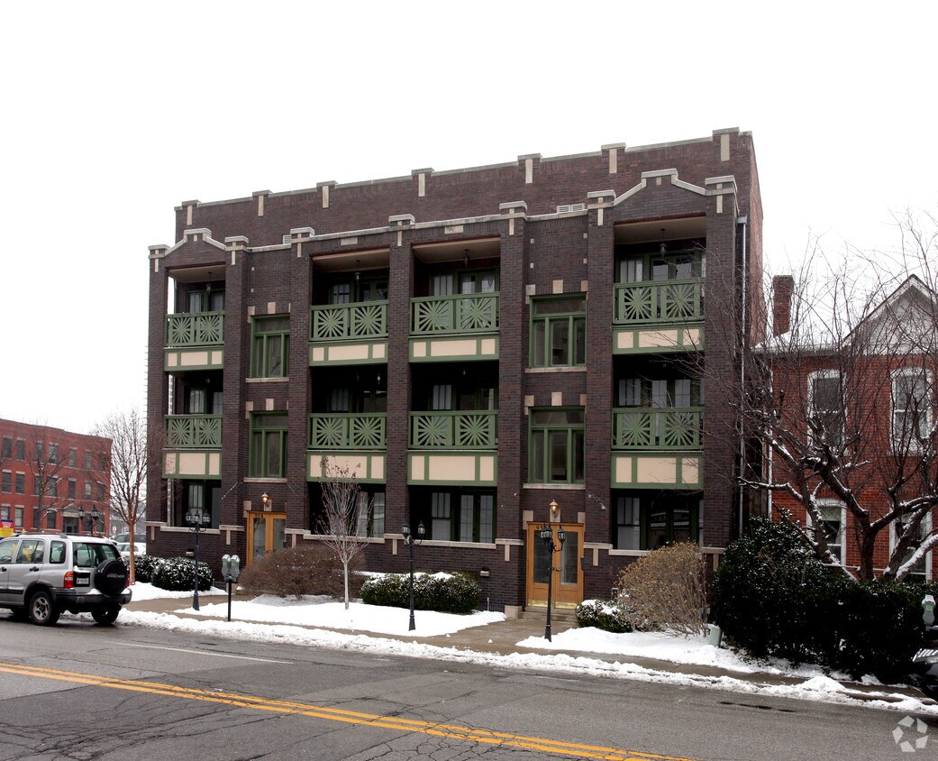 Mayleeno Apartments - Mayleeno Apts