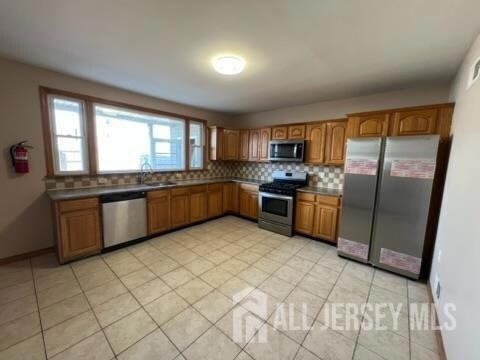 Building Photo - 399 Park Ave