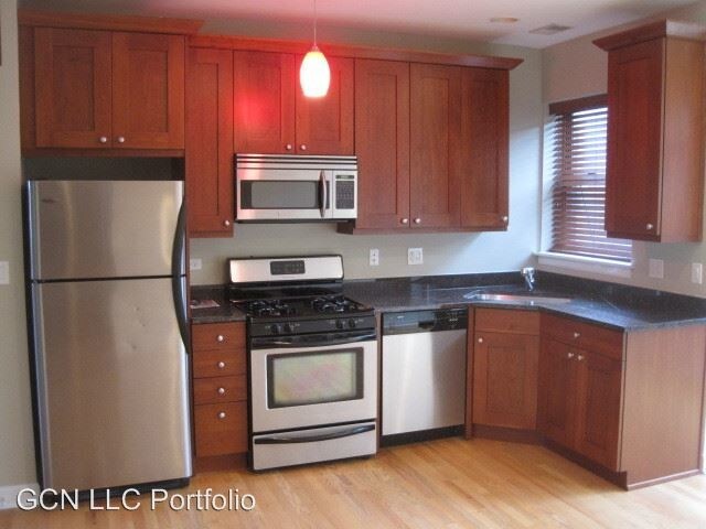 Building Photo - 1 br, 1 bath House - 1625 W Fargo Ave #3N