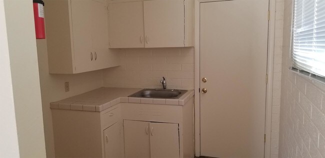 Foto del edificio - 4150 N 25th St