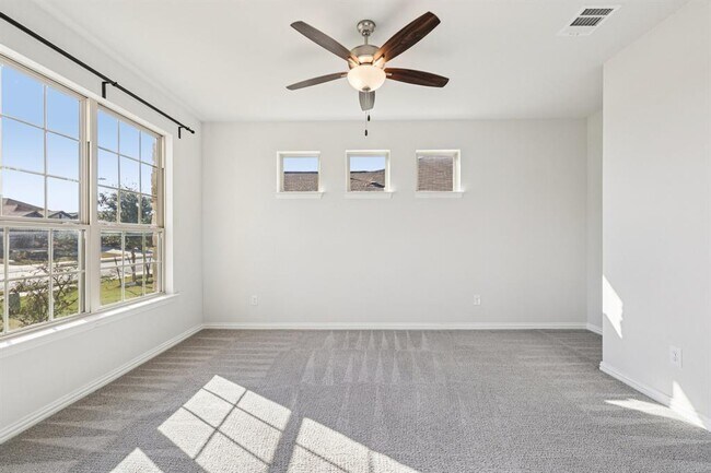 Foto del edificio - 427 Bluejack Wy