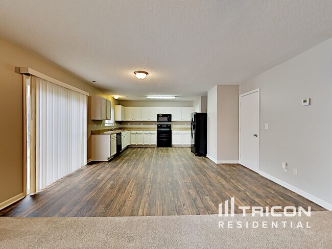 Foto del edificio - 4332 Stone Mountain Dr