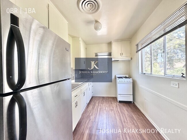 Foto del edificio - 14617 Gilmore St