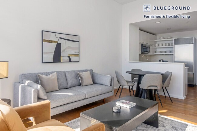 Foto del edificio - 635 W 42nd St