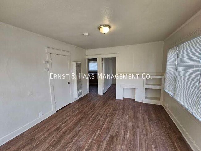Building Photo - Cozy Apartment Home With Beautiful Landsca...
