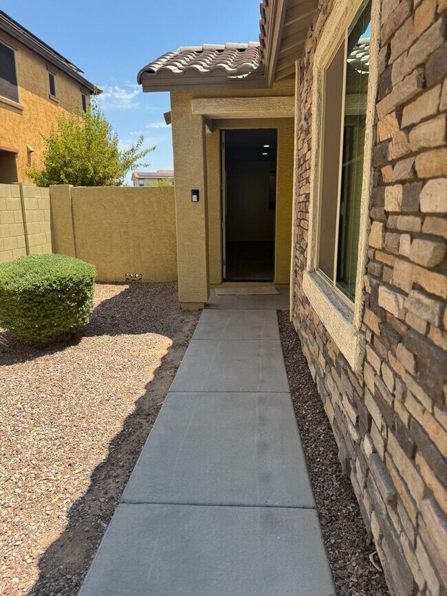 Foto del edificio - Charming 4BR House in Gilbert