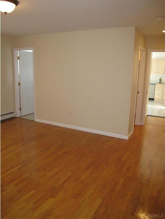 Foto del edificio - 685 Gramatan Ave