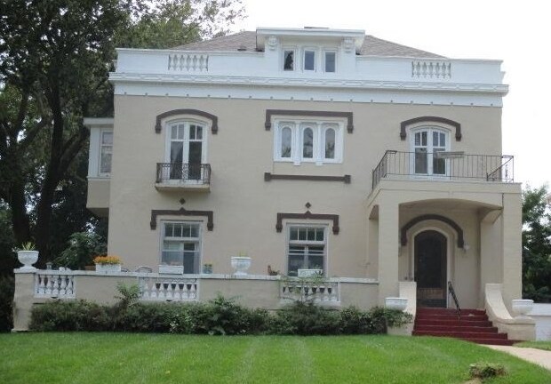 Foto principal - 3709 Jones St