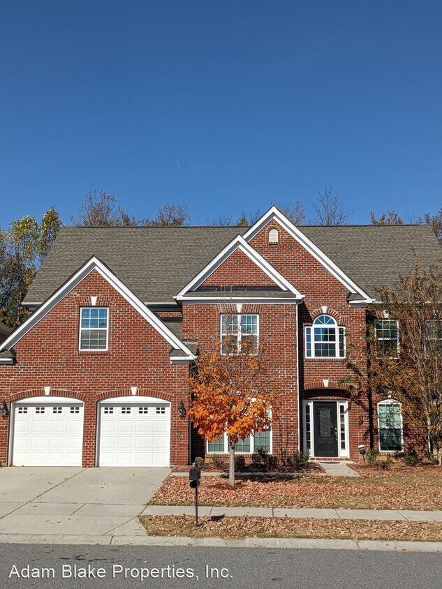 Primary Photo - 7 br, 5 bath House - 4848 Pepper Dr