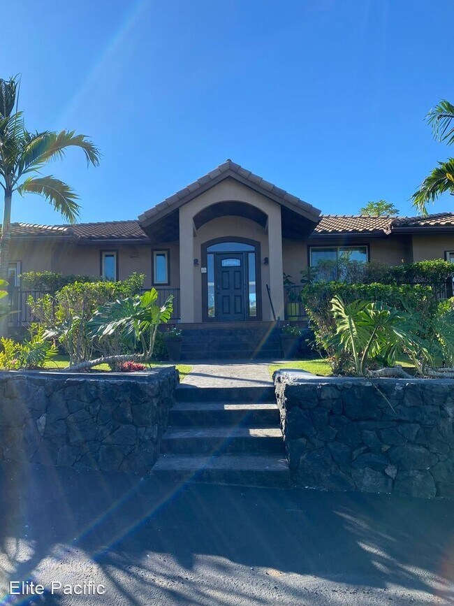 Foto del edificio - 5 br, 3.5 bath House - 75-306 Puia Rd