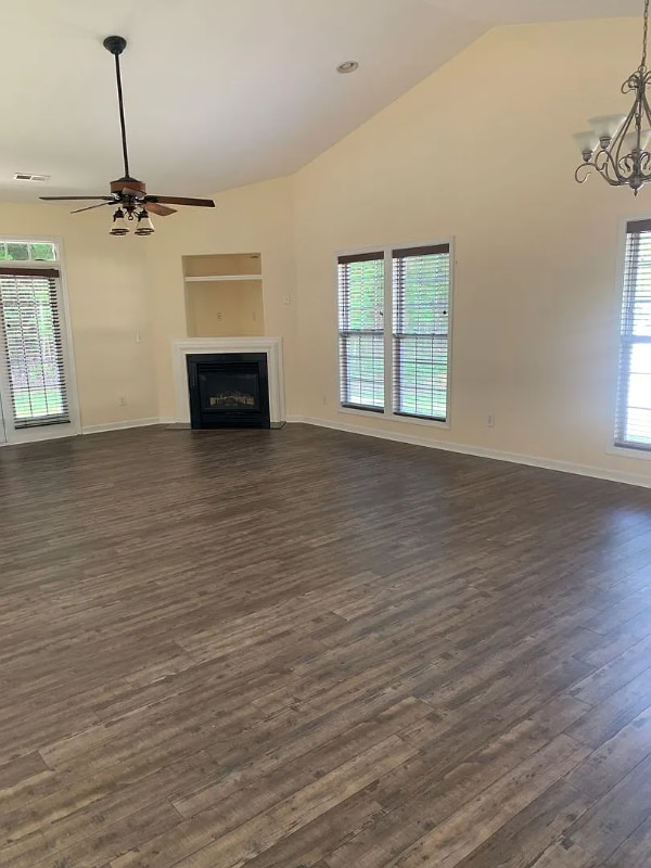 Building Photo - 5922 Fox Ridge Ln