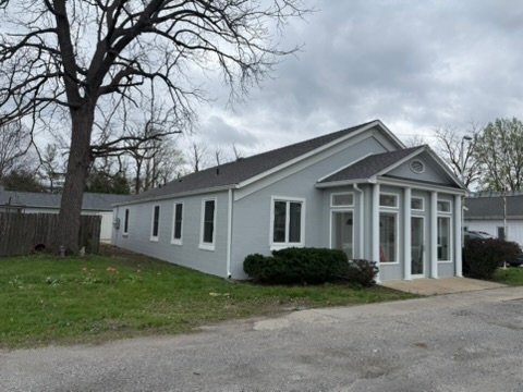 Foto del edificio - 213 N East St