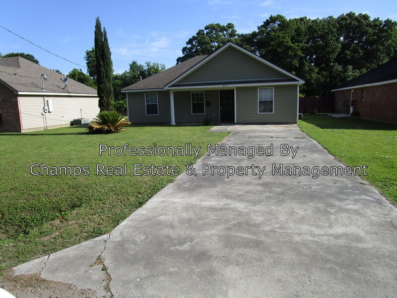 233 Sophie St, Lafayette, LA 70501 House for Rent in Lafayette, LA