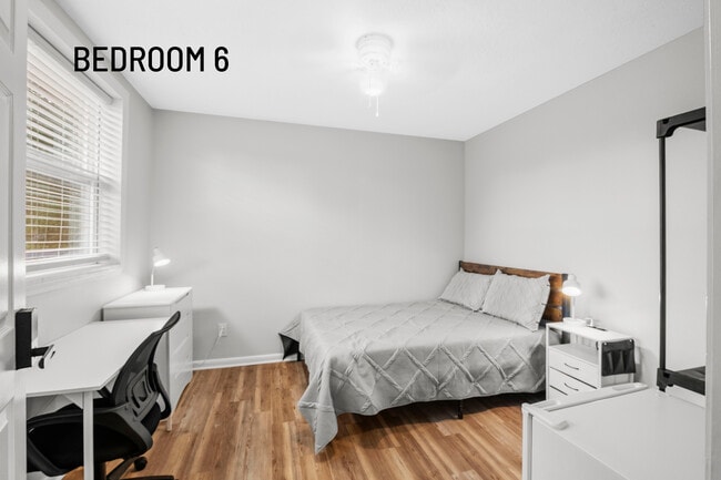 Building Photo - 4120 Angol Pl