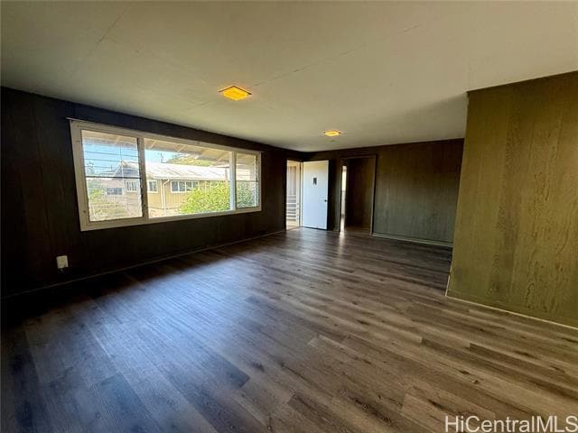 Building Photo - 1644 Palolo Ave