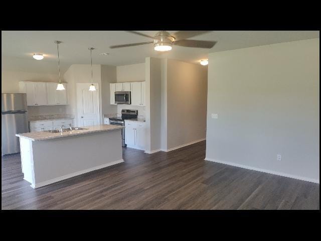 Building Photo - 10413 Lori Kaye Dr