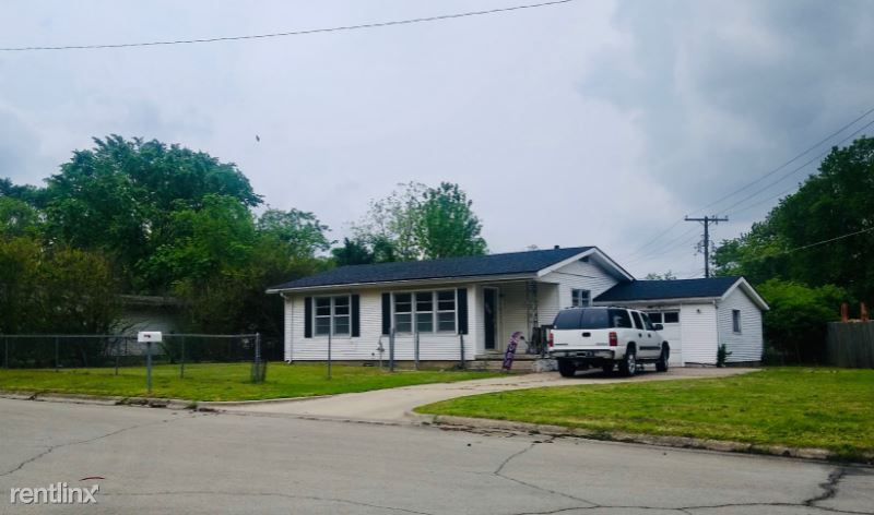 Primary Photo - 2 br, 1 bath House - 1501 S Elm Ave