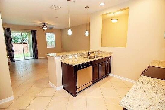 Building Photo - 1652 Plumeria Pl