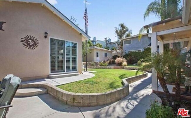 Building Photo - 2340 Caldero Ln