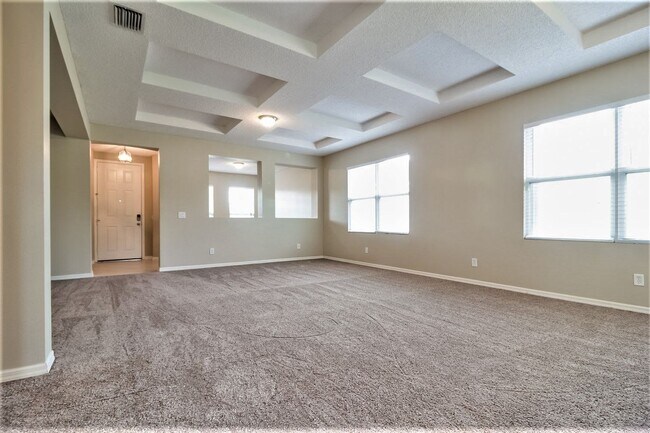 Building Photo - 662 Cressa Cir